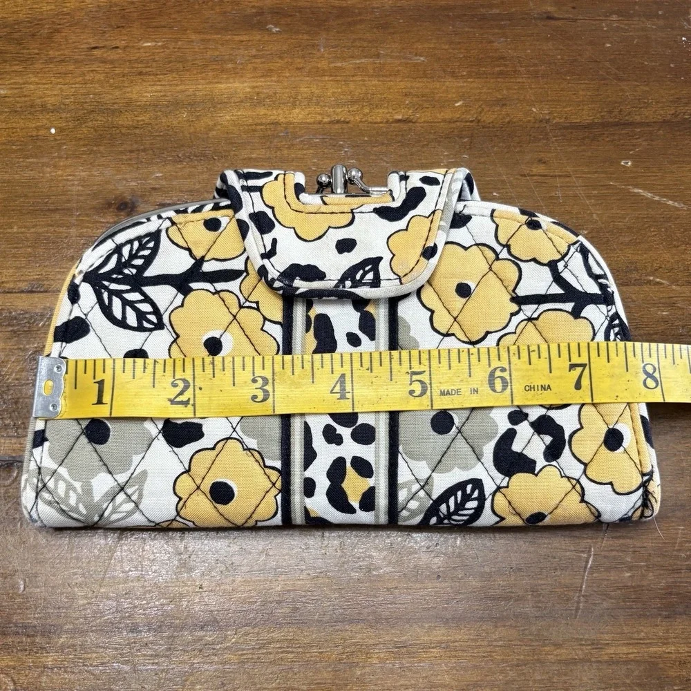 VERA BRADLEY Kiss 'n Snap Wallet Go Wild Pattern Quilted Clutch Yellow Black EUC